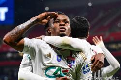 开云体育官方网站-里昂足球俱乐部战胜强敌助力争冠