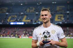 开云APP-关于阿根廷险胜莱比锡红牛，德利赫特高光表现的信息