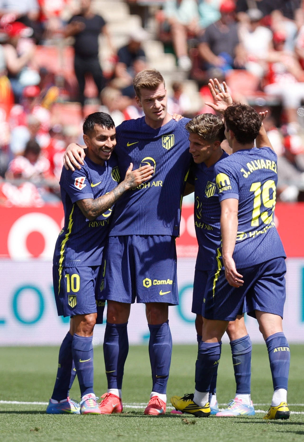 关于拜仁慕尼黑大胜波尔图，扼杀对手反抗的信息