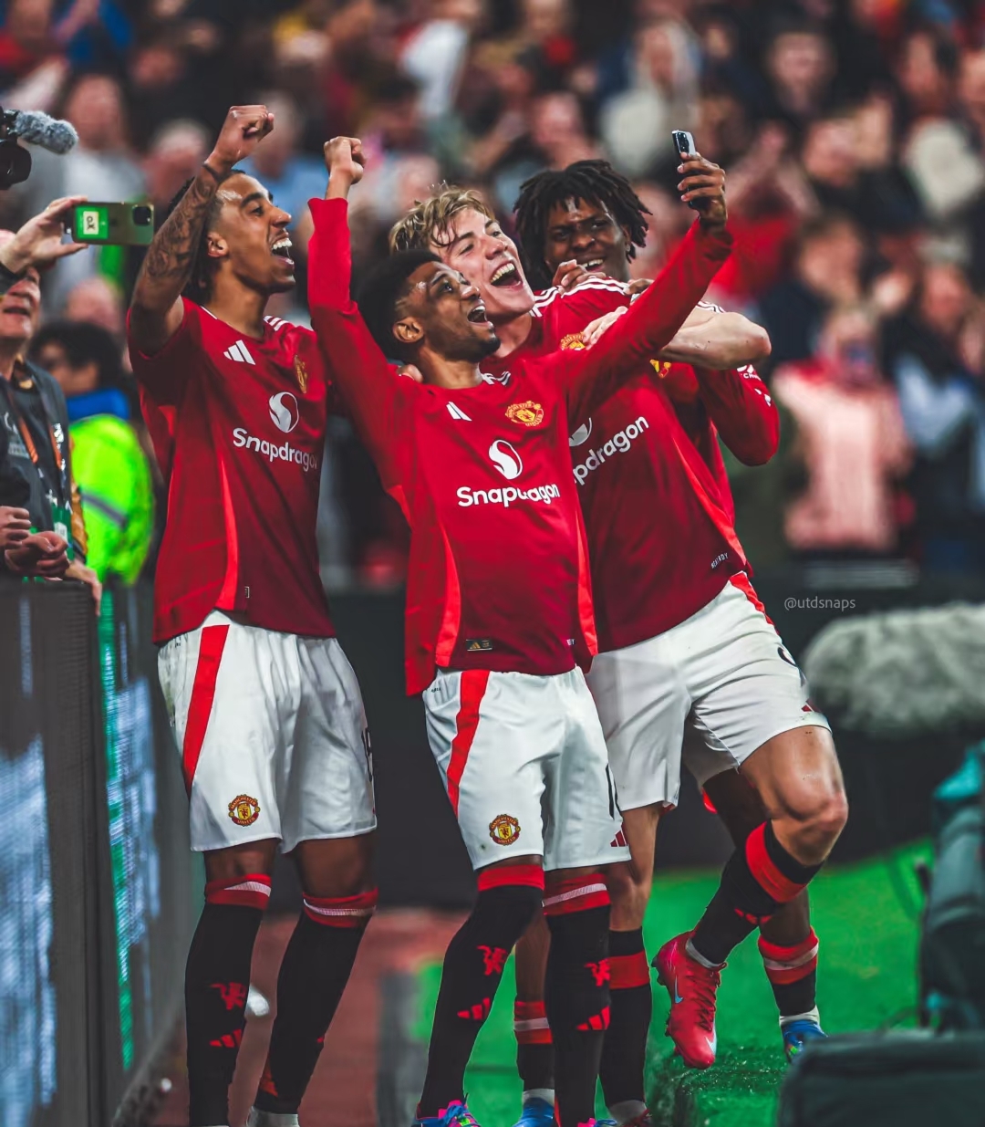 球员飙泪!欧国联比赛胜负之间情感戏剧上演!的简单介绍 球员飙泪!欧国联比赛胜负之间情感戏剧上演!的简单介绍