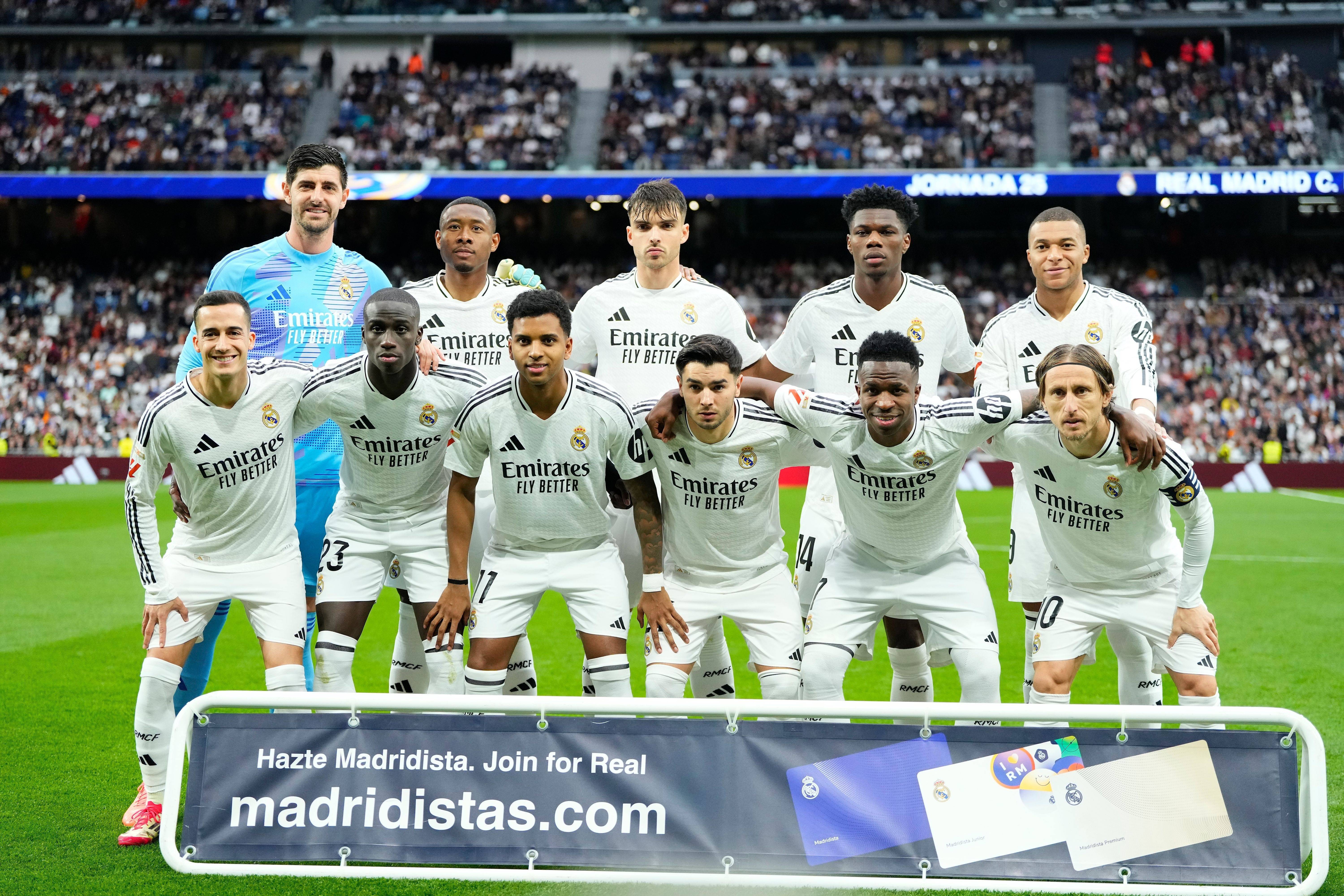 包含皇马豪夺大胜，成功晋级16强赛的词条