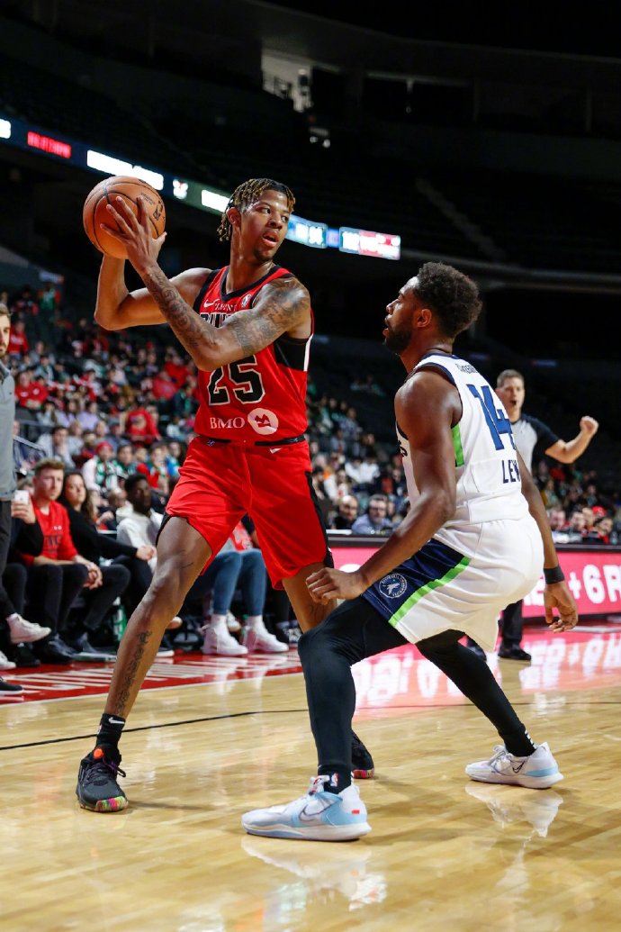 掘金翻盘公牛，哈里斯统治全场的简单介绍