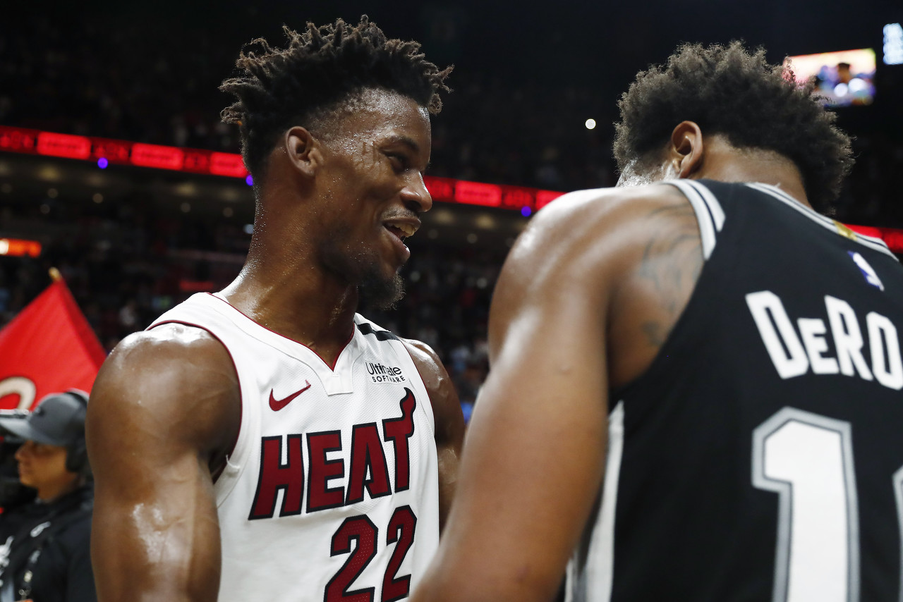 热火B队碾压马刺，乔治·希尔高光表现的简单介绍